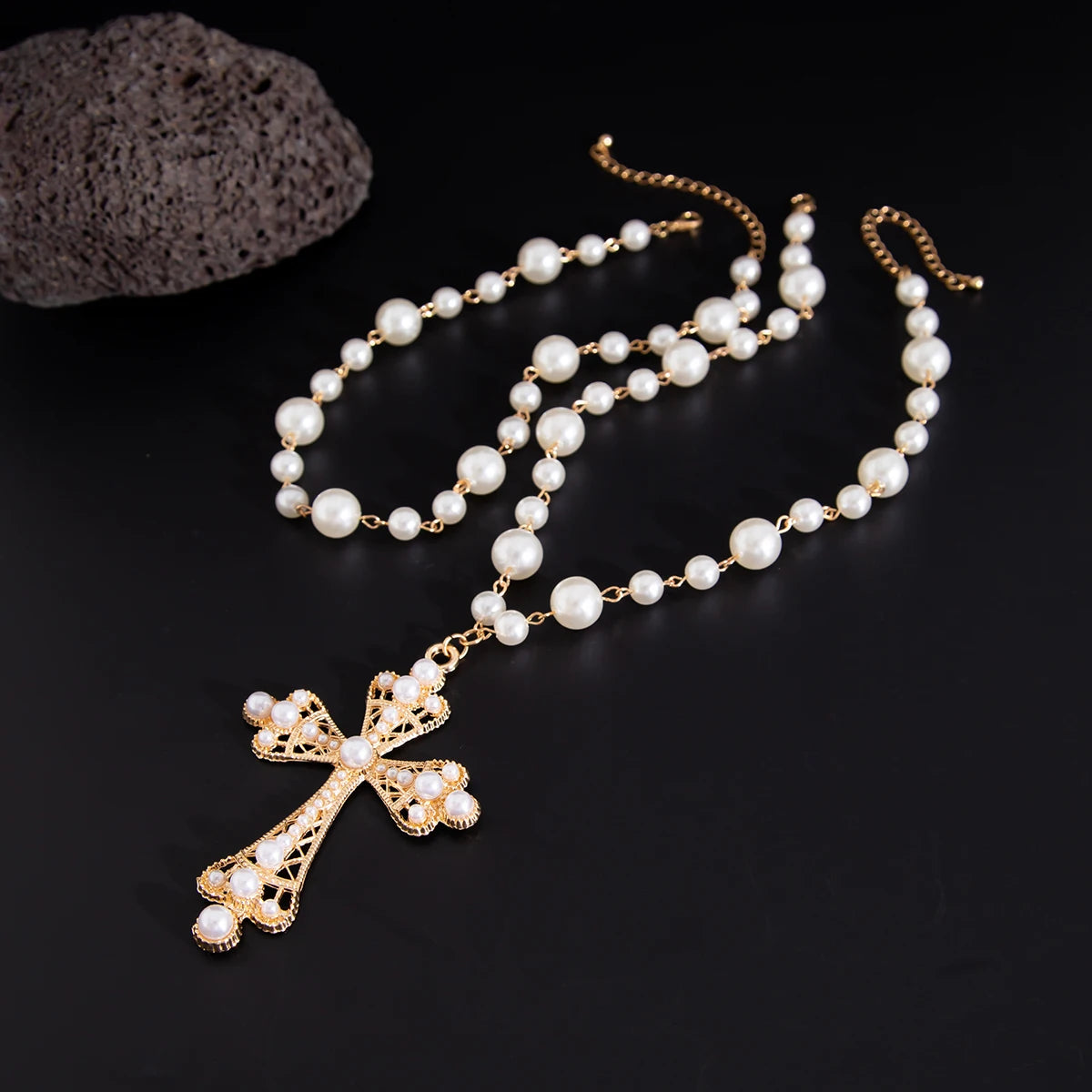 IngeSight.Z Elegant Pearl Choker & Jesus Cross Necklace - Image 4