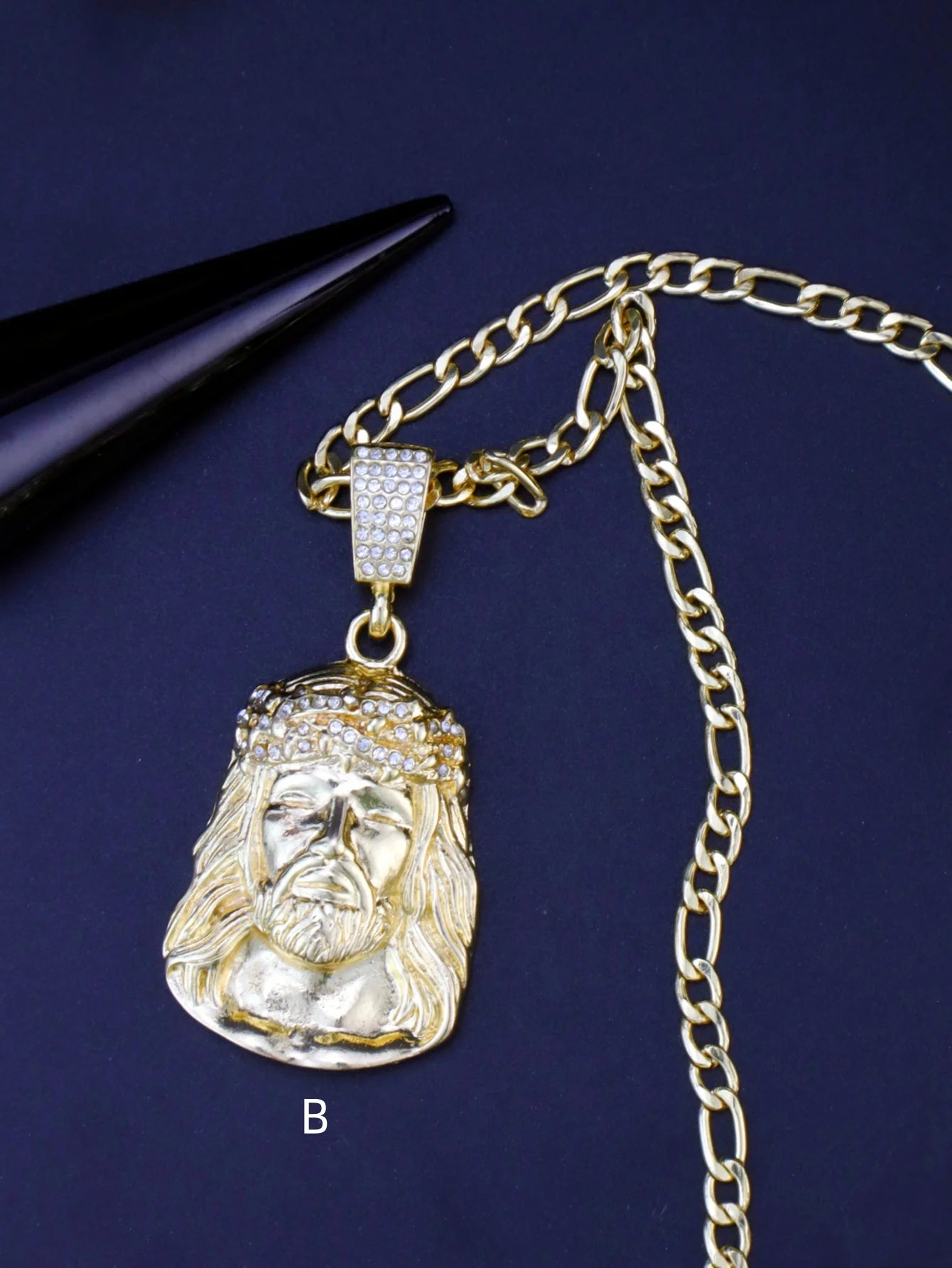 Hip Hop Punk Style Jesus Head Pendant Necklace – Gold Plated Figaro Chain for Men & Women - Image 5